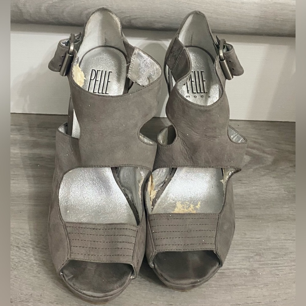 Pelle Moda Platform Sandals